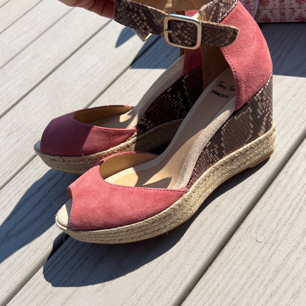 Toni Pons wedge size 8 Brand New Never Worn